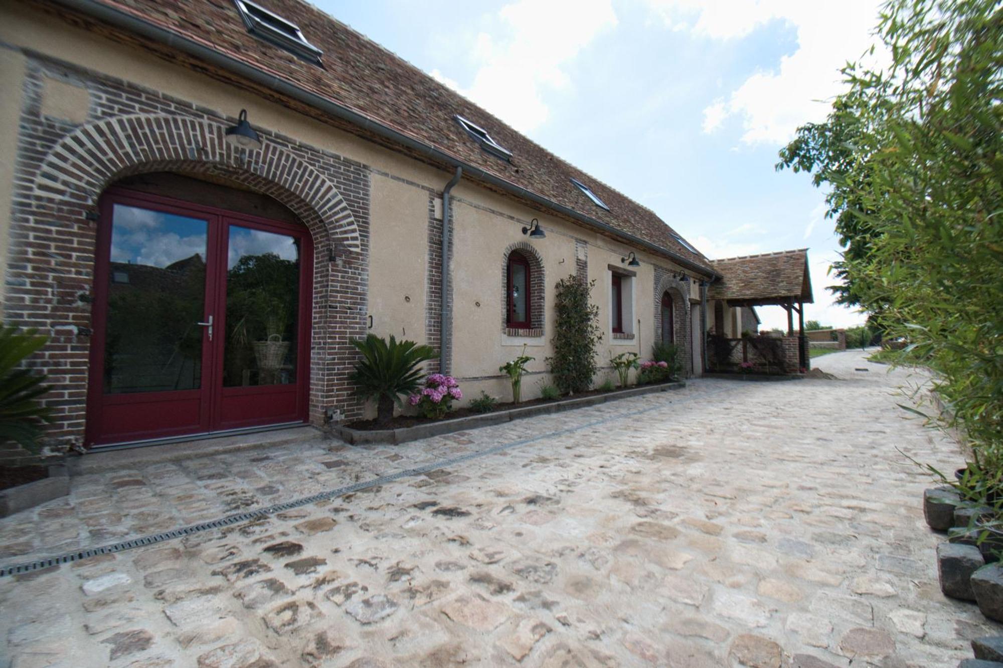 Le Relais Des Caleches - La Jungle Room Bu (Eure-et-Loir) Buitenkant foto